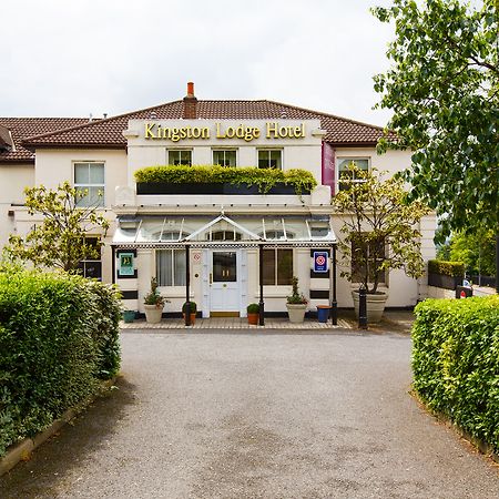 Kingston Lodge Hotel Kingston upon Thames  Esterno foto