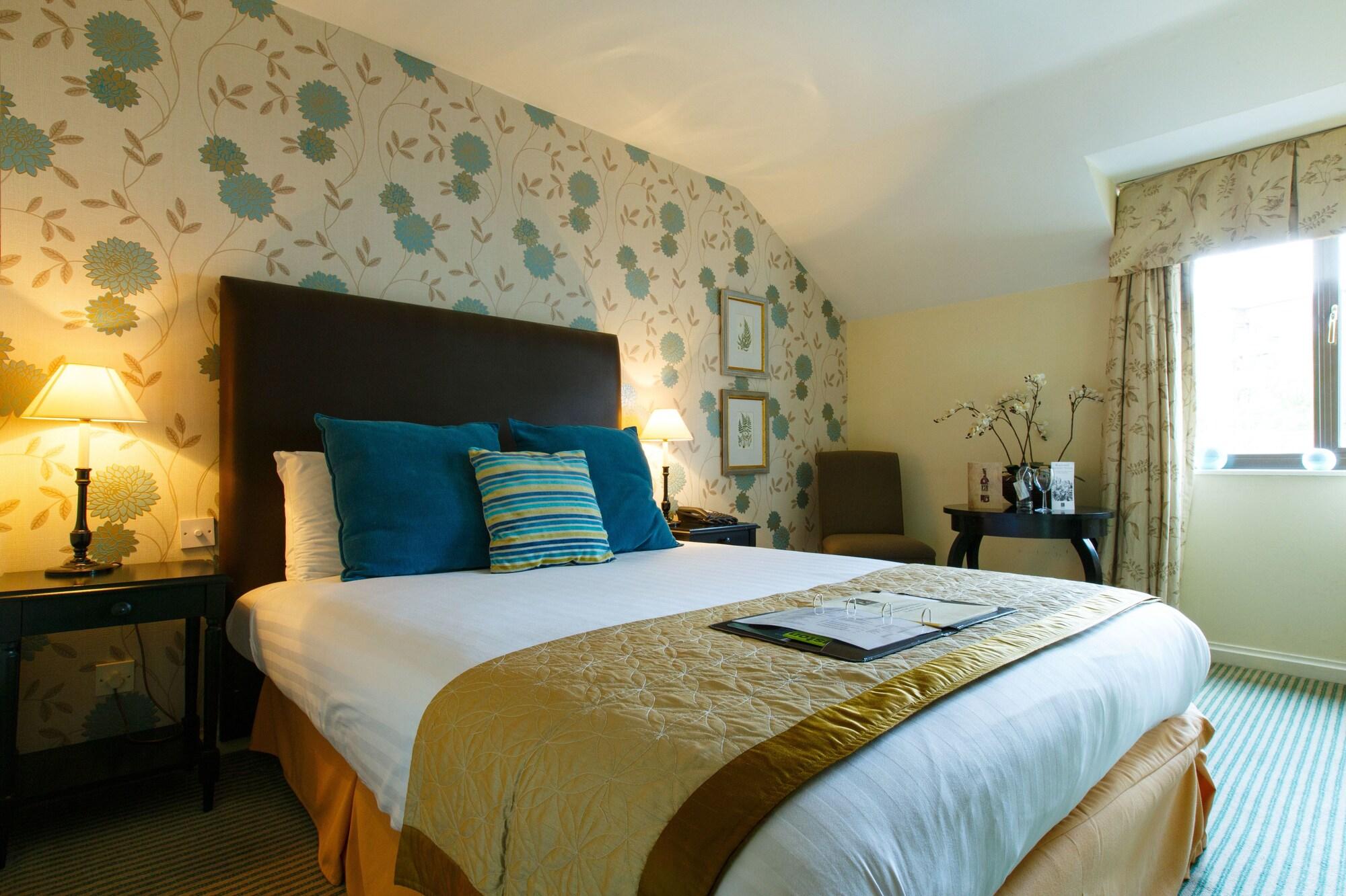 Kingston Lodge Hotel Kingston upon Thames  Esterno foto