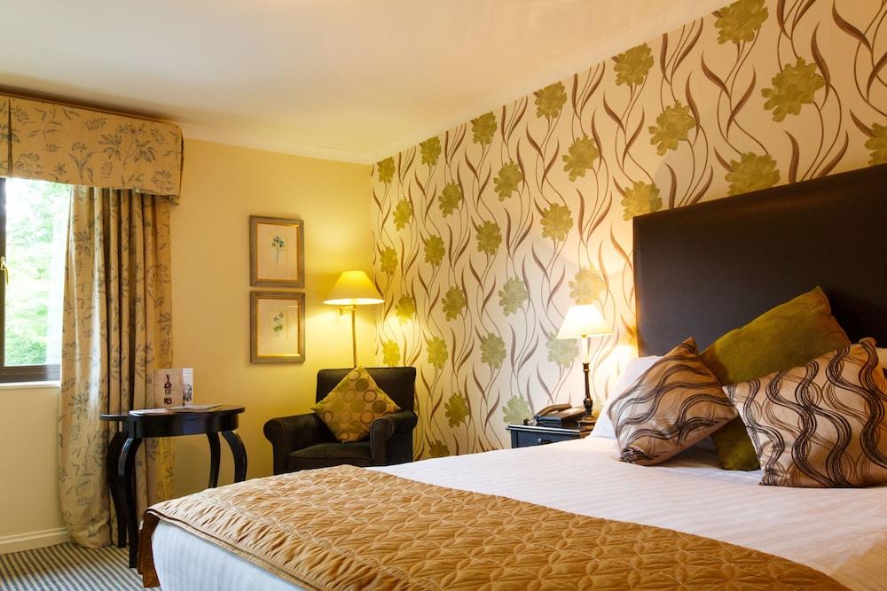Kingston Lodge Hotel Kingston upon Thames  Esterno foto