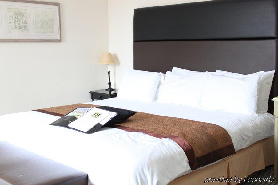 Kingston Lodge Hotel Kingston upon Thames  Camera foto
