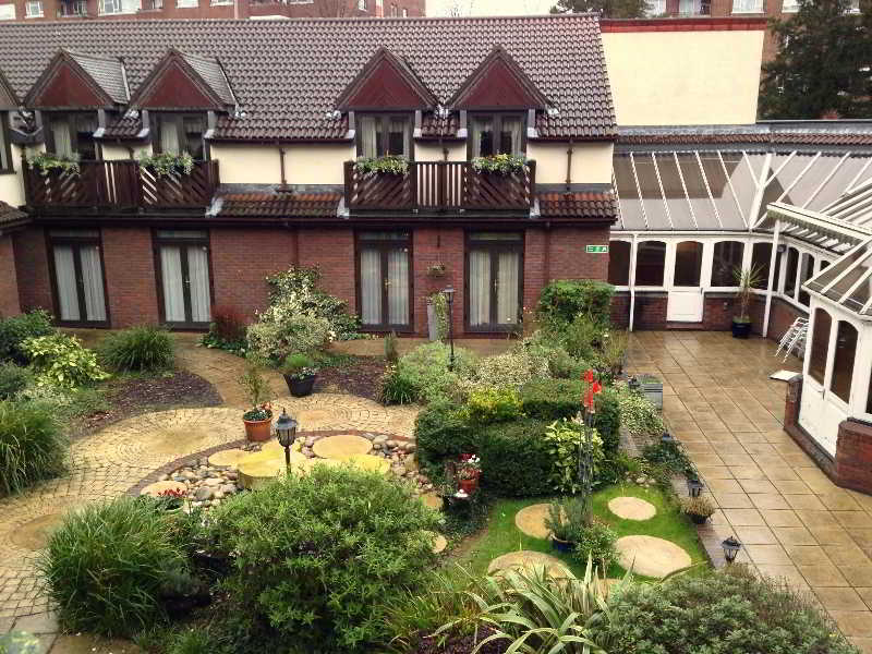 Kingston Lodge Hotel Kingston upon Thames  Esterno foto